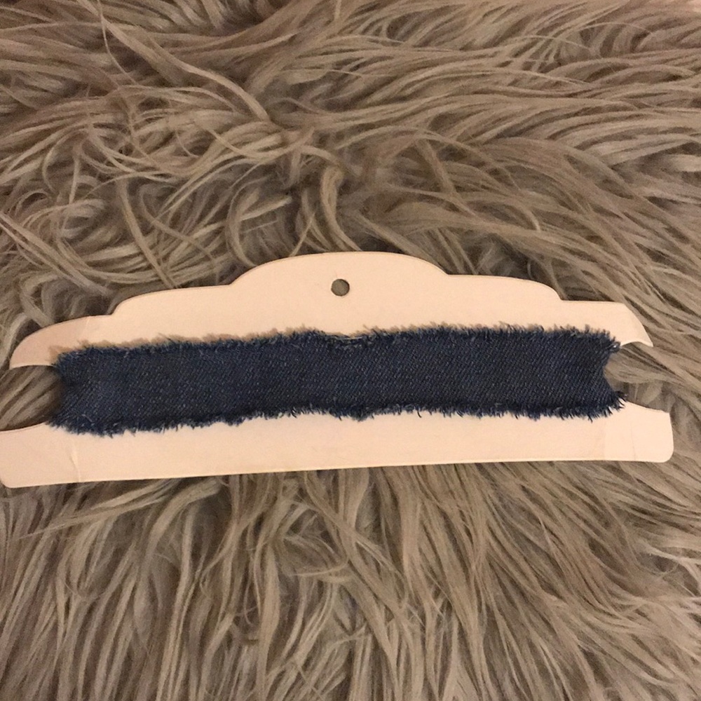 JEAN CHOKER